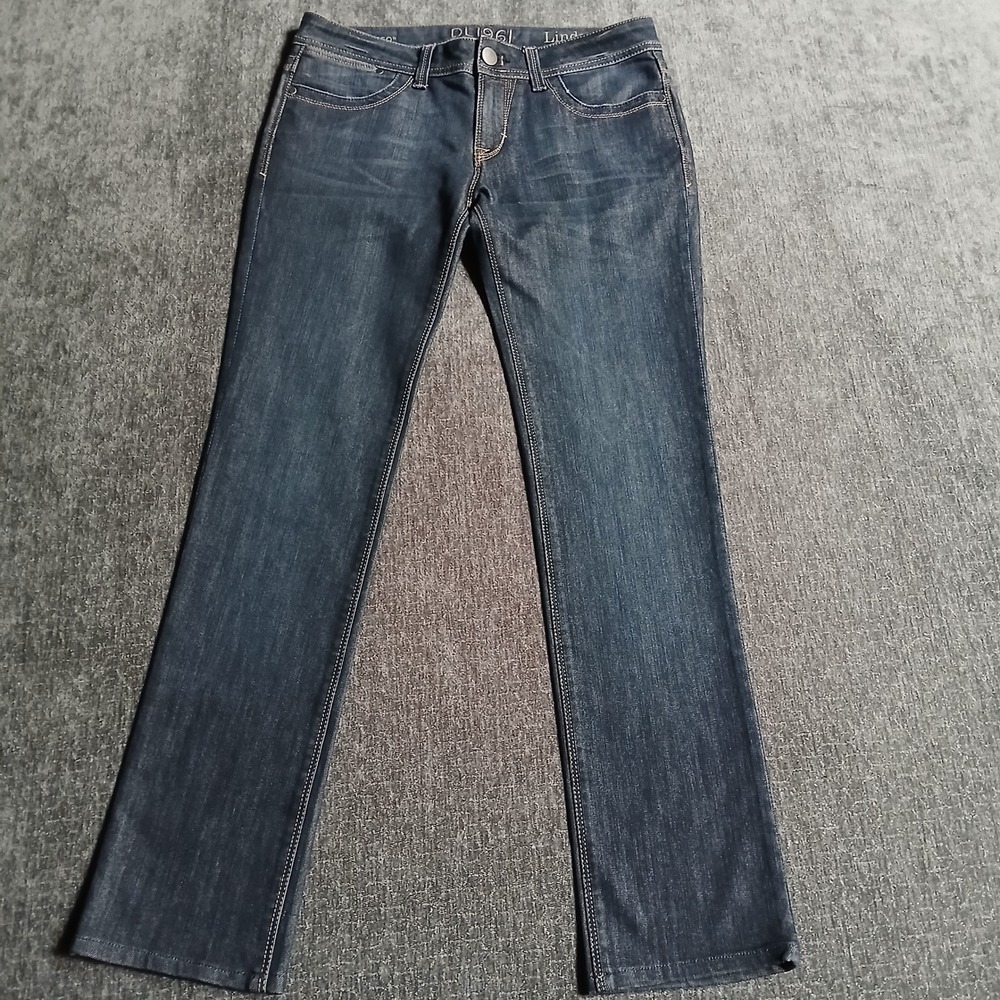 DL1961 Lindsey Straight Leg Jeans Dark Wash 4-Way Stretch Denim 30" Waist